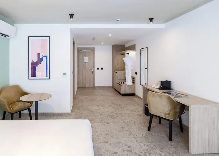 Levante St Julians Affiliated By Melia San Julián